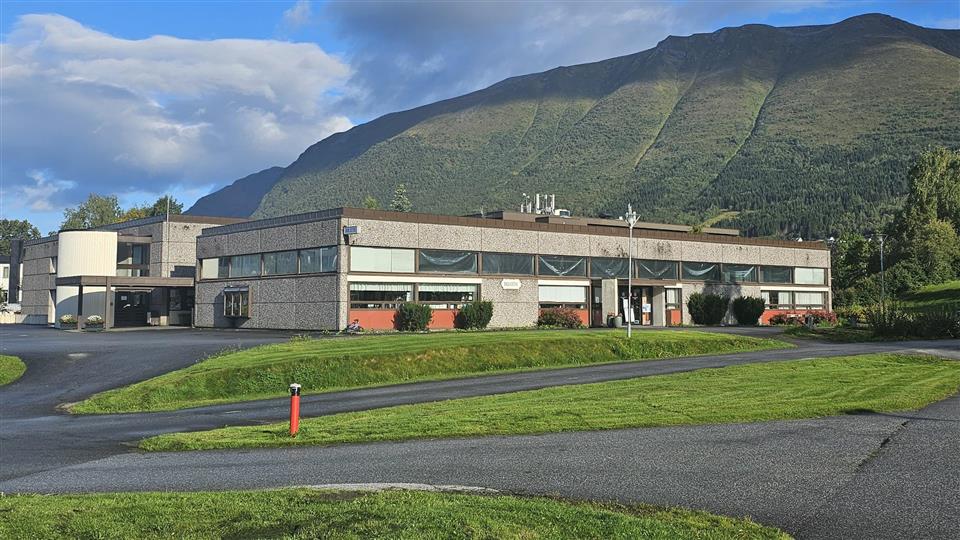 Lenkje til artikkel: Kulturhuset stenger og biblioteket blir flytta til Ørstahallen