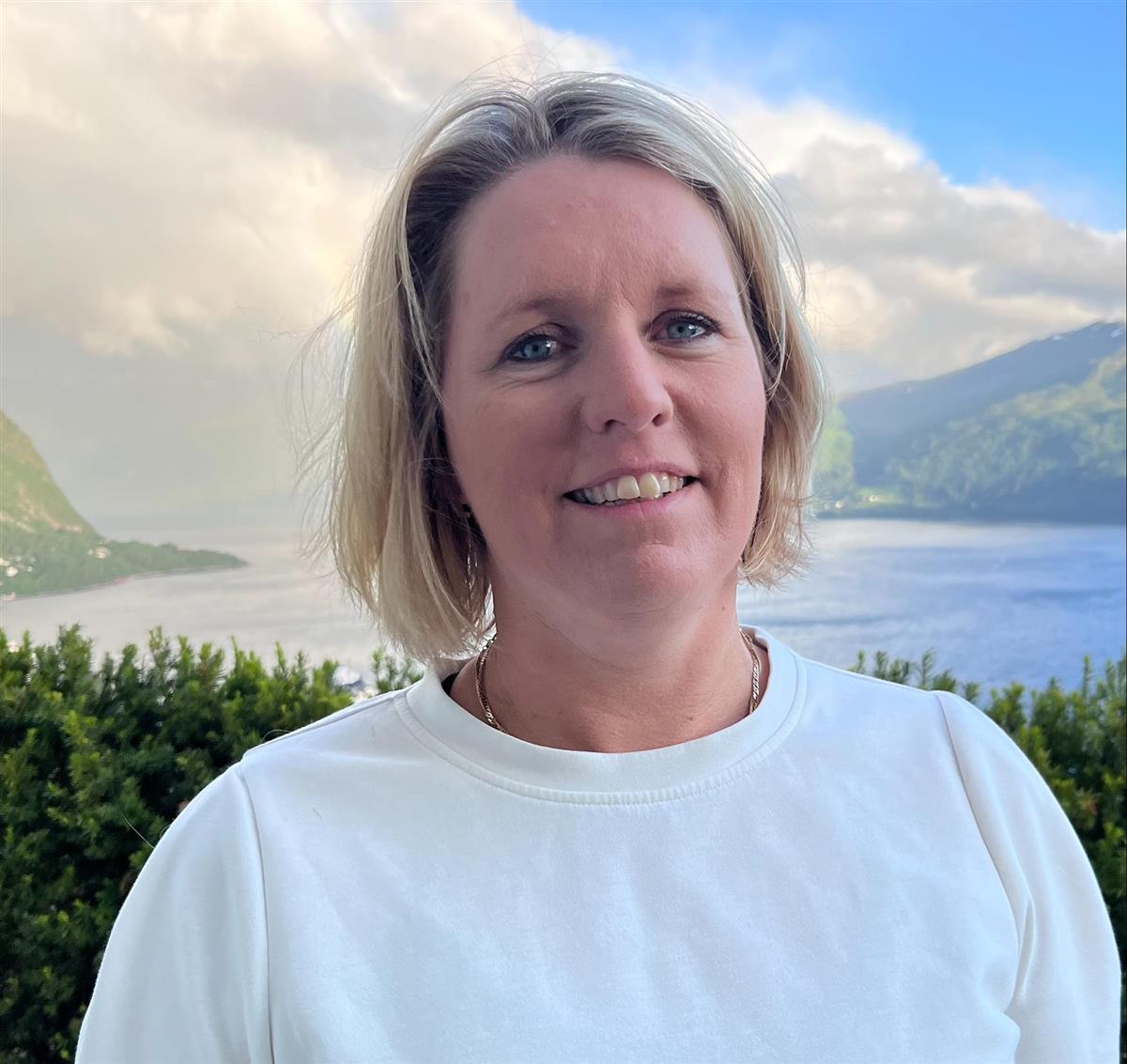 Portrettbilde av Hanne Iren Øyra. - Klikk for stort bilete
